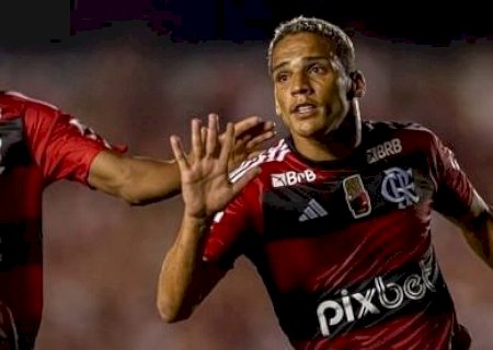 Flamengo chega a acordo e rescinde contrato de Thiaguinho