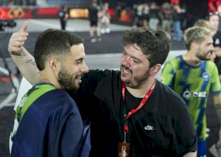 Streamer afirma que Neymar pediu a contratação de astro da Kings League para o Santos
