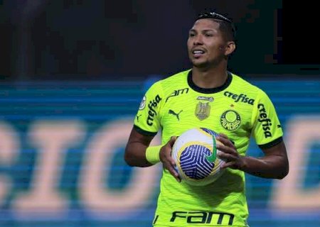 Rony soma negociações frustradas e volta a buscar saída no Palmeira