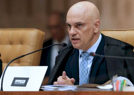 Moraes nega indulto a Silveira, mas o manda para o semiaberto