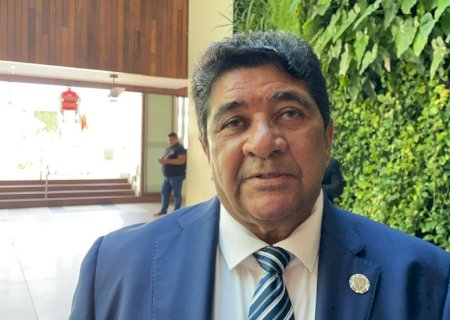 Presidente diz que CBF ainda não debate sucessão e comenta carta de opositor Ronaldo