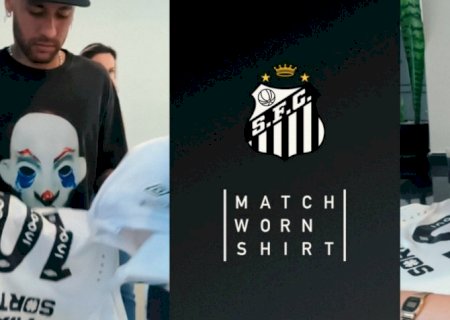 Camisa de Neymar em retorno ao Santos vai a leilão