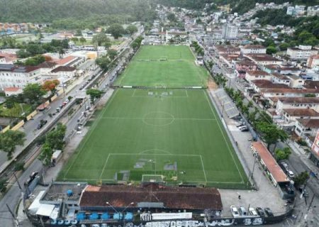 Neymar corneta estrutura do CT Rei Pelé, e Santos planeja retomar obras de modernização