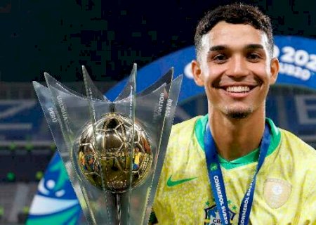 Pilar na conquista do Sul-Americano Sub-20, zagueiro de MS comemora título