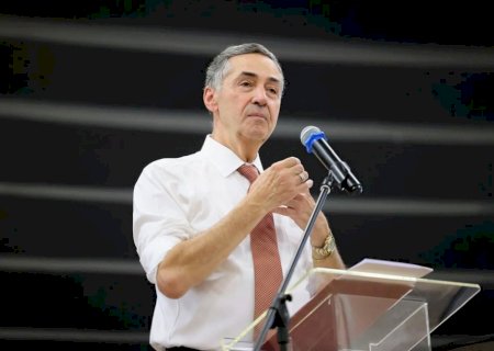 Barroso: STF julgará eventual denúncia contra Bolsonaro com 'seriedade' e sem 'visão politizada'