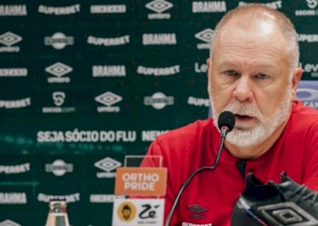 Mano fala sobre classificação do Fluminense e vaias da torcida