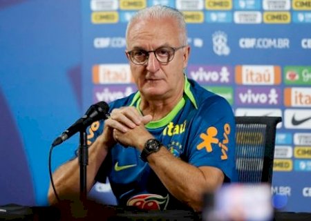 Dorival admite erros, pede desculpas e despista sobre futuro