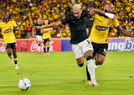 ‘Envergonhados’ com futebol em Guayaquil, Corinthians ainda confia em vaga na Libertadores