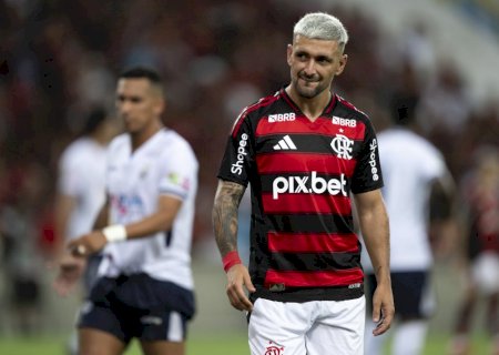 Condição física de Arrascaeta preocupa o Flamengo, que avalia buscar opção no mercado