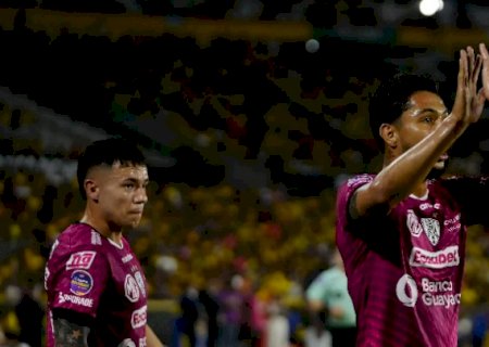 Barcelona-EQU sofre goleada histórica antes de decisão contra o Corinthians