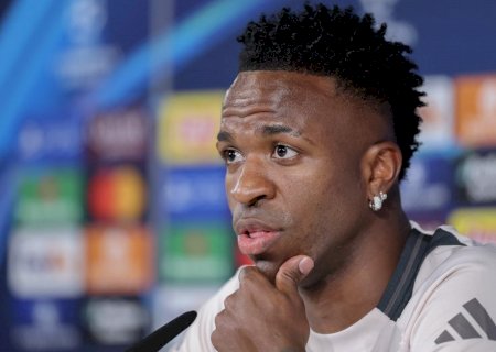 Vinícius Júnior rechaça interesse árabe e diz que quer renovar com o Real Madrid 'o quanto antes'