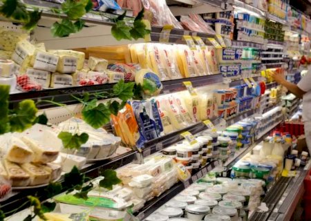 Alimentos puxam a prévia da inflação de abril