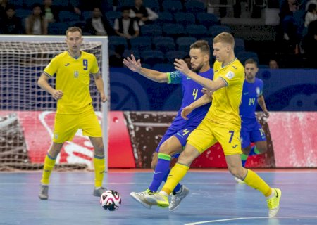 Presidente da Fifa busca incluir futsal e futebol de areia nos Jogos Olímpicos