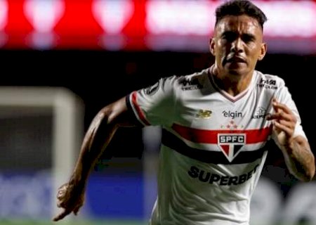 Foi só Arboleda sair para o São Paulo ‘entregar o ouro’
