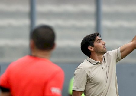 Abel na Seleção? Técnico evita assunto: 'Leila foi bem clara'