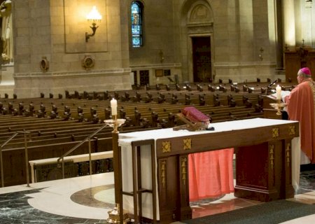 Católicos viram evangélicos cada vez mais e o clero não entende