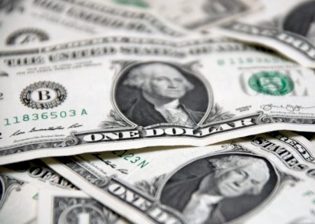 Dólar cai pelo 2º dia seguido e fecha a R$ 5,683