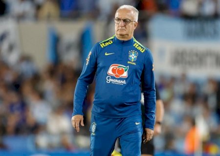 Corinthians avança para ter ex-técnico da seleção brasileira