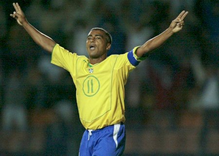 Adeus de Romário à Seleção completa 20 anos: 'Minha geração tinha mais fome de vencer'