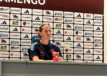 Filipe Luís exalta Pedro após goleada do Flamengo: 'Jogador de Copa do Mundo'