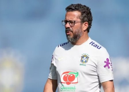 Santos acerta com Cleber Xavier e dará 1ª chance a ex-auxiliar de Tite