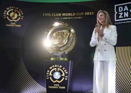 Leila quer Abel no Palmeiras até 2027 e nega procura da seleção