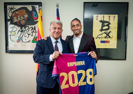 Barcelona renova contrato de Raphinha até 2028