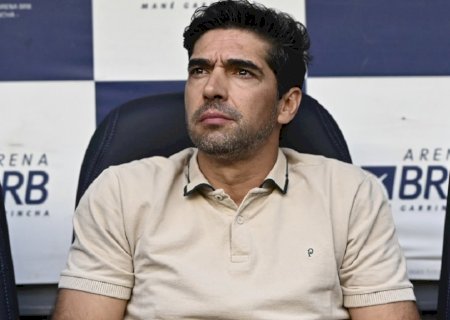 Abel Ferreira faz alerta após classificação do Palmeiras na Libertadores