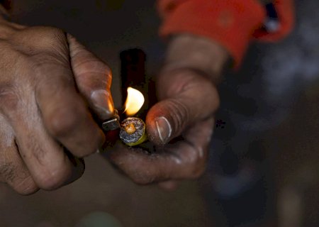 Uso de cocaína e crack se manteve estável na última década no Brasil, diz pesquisa