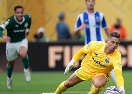 Quem é Cláudio Ramos, ‘paredão’ que parou o Palmeiras no Mundial e esquenta banco no Porto