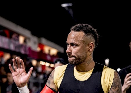 Santos se mantém otimista e acredita em renovação de Neymar até retorno das férias