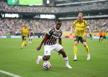 Fluminense esbanja coragem contra Borussia e mostra que não está na Copa a passeio