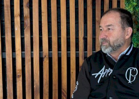 “São ditadores', diz Augusto Melo sobre adversários no Corinthians