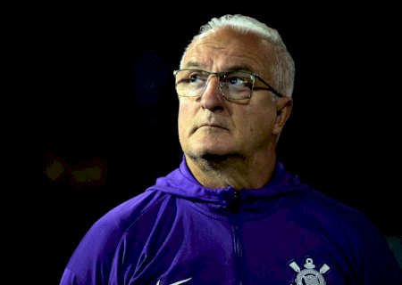 Dorival lamenta chances perdidas pelo Corinthians e pede reforços: "Para termos grupo mais forte"