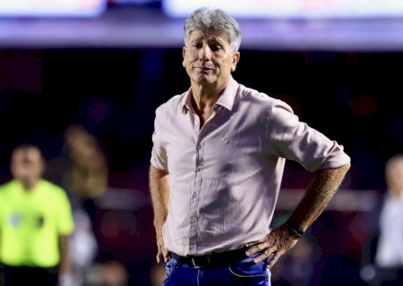 Viralizou: Expulsão de Léo Jardim, papo entre Hulk e Filipe Luís e futebol do Flu