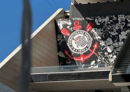 Corinthians atrasa salários e promete regularização esta semana