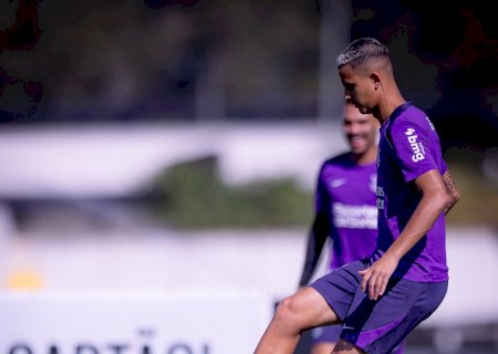 Dorival dá atenção especial a jovens e busca 'reforços caseiros'