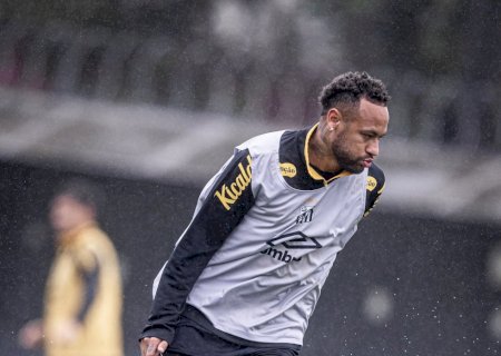 Neymar terá 26 jogos para tentar entrar no top-10 de artilheiros do Santos na história
