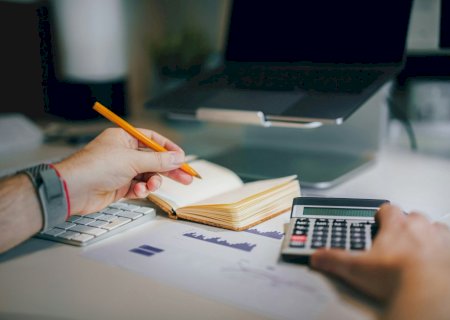 Com nova decisão do STJ, servidor público pode ter direito a mais dinheiro no 13º e nas férias