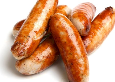 Algumas carnes processadas não devem ser grelhadas por risco de câncer