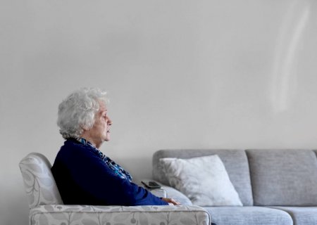 Por que depressão em pacientes idosos costuma passar despercebida