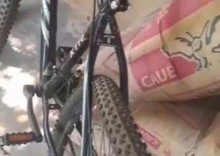 Jovem morre e filho de vereador fica ferido em acidente entre moto e bicicleta
