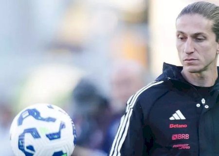 Flamengo intensifica conversas por renovação de Filipe Luís até 2026
