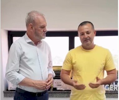 Vereador Lorinho busca apoio de Geraldo Resende para conquistar ônibus destinado ao esporte de Batayporã