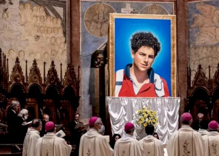 Papa canonizará Carlo Acutis, 1º santo “millennial” da Igreja
