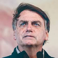 Bolsonaro deixa prisão domiciliar pela 1ª vez para procedimento médico em Brasília