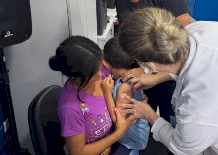 MS inicia campanha de multivacinação com foco na atualização da caderneta de crianças e adolescentes
