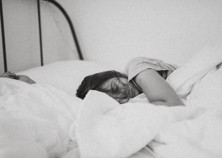 Por que as mulheres precisam dormir mais do que os homens