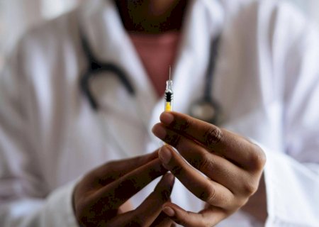 Nova injeção inteligente contra câncer de cabeça e pescoço mostra resultados promissores