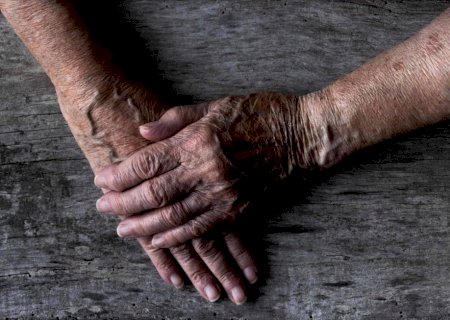 Inflamação ligada ao envelhecimento pode ter raiz nos hábitos e não é universal